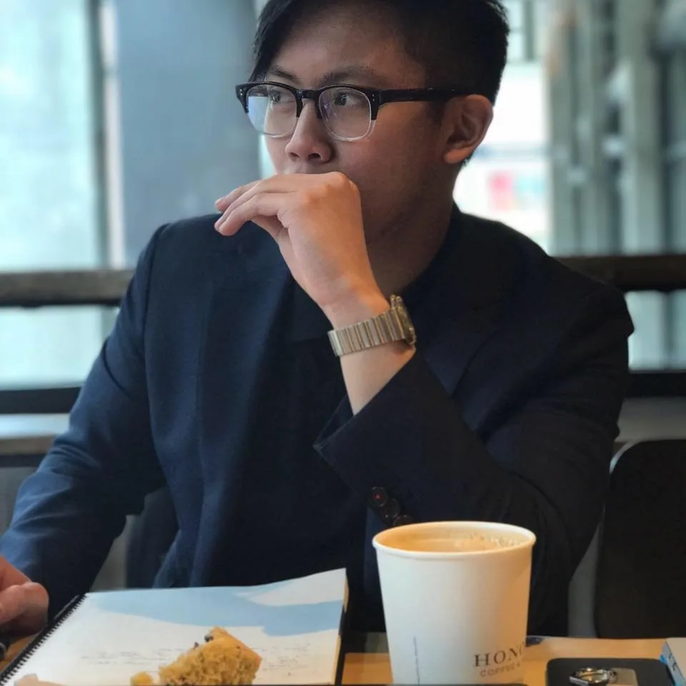 Thomas T Vo, the creator behind Busyasian